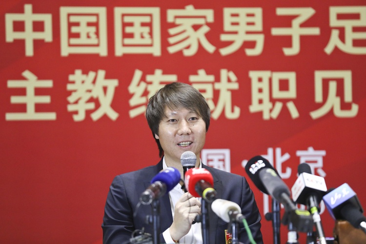 記者談李鐵：人生最好的年華都要在監(jiān)獄中度過了，不知道后悔嗎？